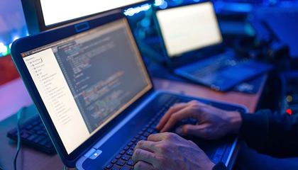 键盘的发明者与计算机编程的演进